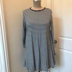 STRIPED T-SHIRT DRESS